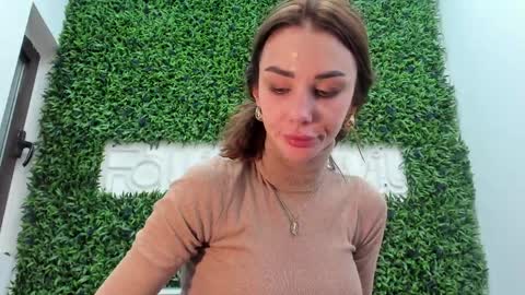 hotfallingdevil online show from April 2026 05:49:02 AM