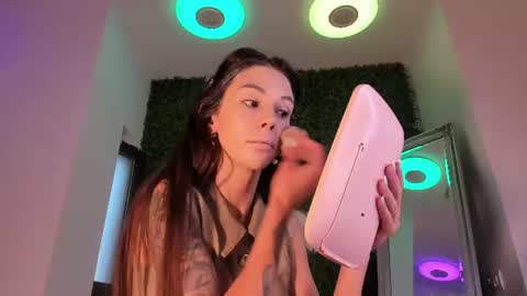 hotfallingdevil online show from June 2026 04:58:01 AM