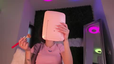 hotfallingdevil online show from June 2026 03:42:02 AM