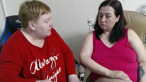 Snapshot of hotfiremommy chatting on April 2026 08:44:01 PM LimonkaFire online show from April 2026 08:44:01 PM