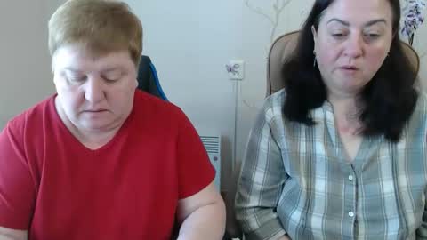 Snapshot of hotfiremommy chatting on May 2026 08:11:01 AM LimonkaFire online show from May 2026 08:11:01 AM