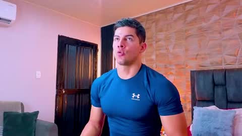 Snapshot of hotfuckers4uu chatting on May 2026 01:50:01 PM felipe marcello online show from May 2026 01:50:01 PM