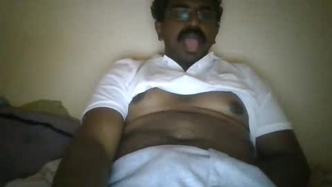 hotgluteus4321 online show from November 2025 12:41:02 PM