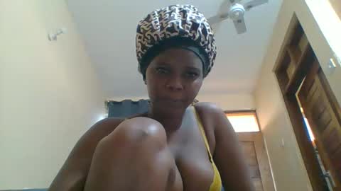 Queen online show from May 2026 05:49:01 AM