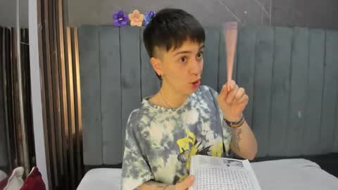 hannah online show from February 2026 02:05:01 AM