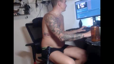 Snapshot of hotkinkytat chatting on October 2025 10:57:02 AM hotkinkytat online show from October 2025 10:57:02 AM