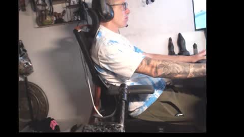 hotkinkytat online show from April 2026 10:52:01 AM