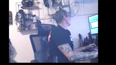 hotkinkytat online show from May 2026 10:51:02 PM