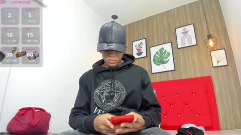 Snapshot of hotkoljeixxx chatting on December 2024 02:59:01 AM Hotkoljei online show from December 2024 02:59:01 AM