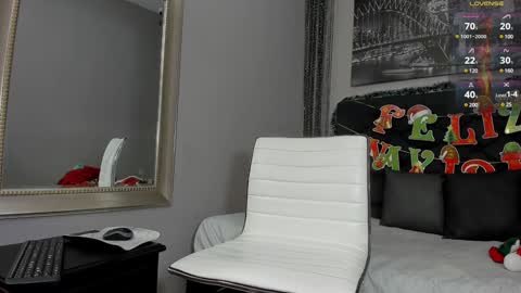 Snapshot of hotkoljeixxx chatting on December 2024 03:54:02 AM Hotkoljei online show from December 2024 03:54:02 AM