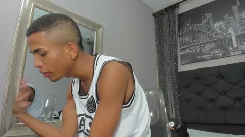 Snapshot of hotkoljeixxx chatting on January 2025 02:32:01 AM Hotkoljei online show from January 2025 02:32:01 AM