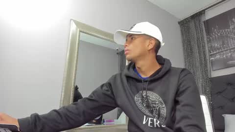 Snapshot of hotkoljeixxx chatting on February 2025 03:34:02 AM Hotkoljei online show from February 2025 03:34:02 AM