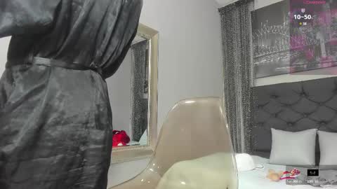 Snapshot of hotkoljeixxx chatting on February 2025 03:53:01 AM Hotkoljei online show from February 2025 03:53:01 AM