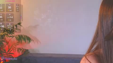 HotKsy online show from November 2025 08:22:01 PM