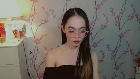 XANDRA online show from October 2025 09:12:01 AM