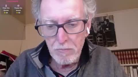 Snapshot of hotlux_54 chatting on April 2026 07:33:02 PM hotlux_54 online show from April 2026 07:33:02 PM
