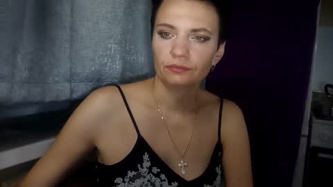 hotmamaqueen234 online show from July 2026 12:02:01 AM