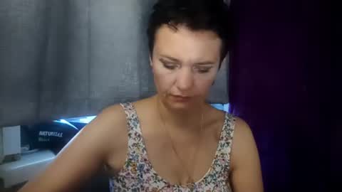 hotmamaqueen234 online show from August 2026 07:51:01 AM