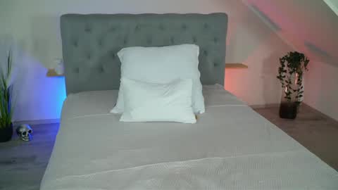 Snapshot of hotmilfbitch chatting on June 2026 07:42:01 PM hotmilfbitch online show from June 2026 07:42:01 PM