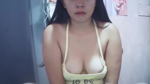 Snapshot of hotpink4u04 chatting on October 2025 10:10:02 PM hotpink4u04 online show from October 2025 10:10:02 PM