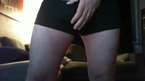 Mark online show from October 2025 12:35:02 AM