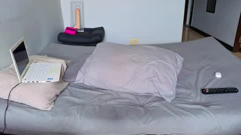 Andres online show from July 2026 04:21:01 PM