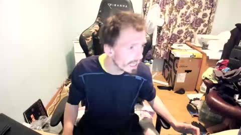 hot online show from November 2025 05:01:02 PM