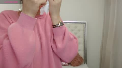 Snapshot of hott_eryka chatting on January 2025 06:10:01 AM Eryka online show from January 2025 06:10:01 AM