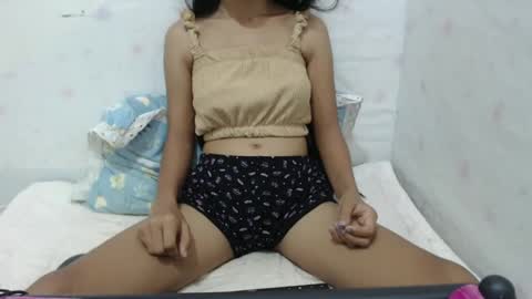 jen online show from January 2025 05:59:02 AM