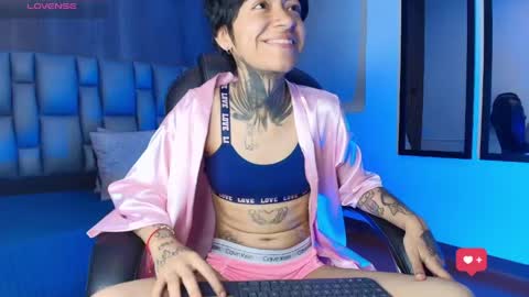 Juls online show from May 2026 07:11:01 PM