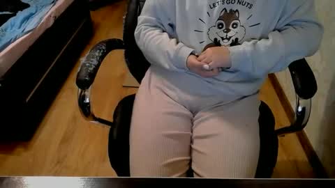 Snapshot of hotty_mary chatting on April 2026 08:17:01 PM Mary online show from April 2026 08:17:01 PM