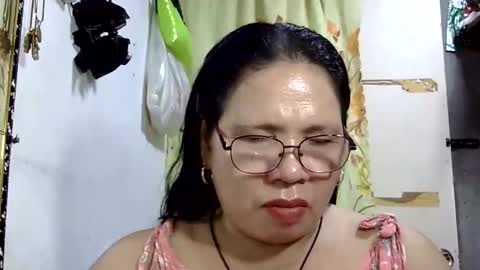 hottycrissy4u online show from June 2026 12:39:01 PM