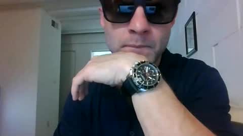 hotwhitedude2026 online show from June 2026 01:23:01 PM