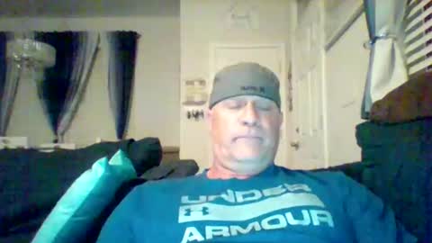 Snapshot of hotyummycock69 chatting on April 2026 02:05:02 AM hotyummycock69 online show from April 2026 02:05:02 AM