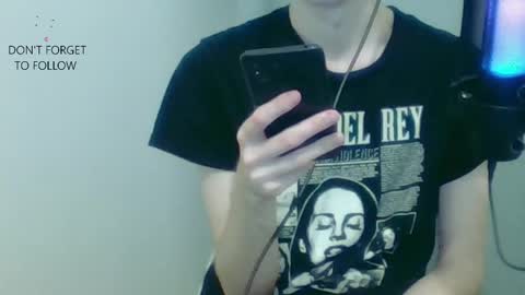 Snapshot of houdenni chatting on February 2025 07:27:02 PM twinkie online show from February 2025 07:27:02 PM