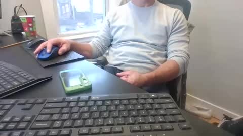 hoverday online show from December 2025 05:08:02 PM