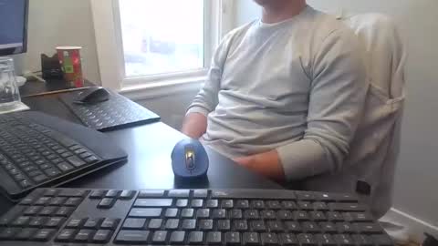 hoverday online show from December 2025 02:15:01 PM