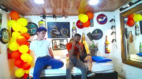 HOWENTS online show from February 2025 02:47:02 AM