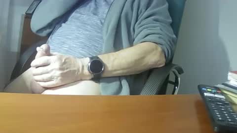 Snapshot of hpeter111 chatting on February 2025 07:27:01 PM Peter online show from February 2025 07:27:01 PM