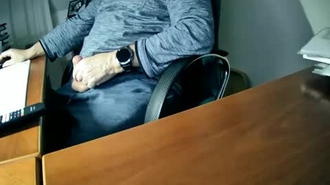 Snapshot of hpeter111 chatting on February 2025 06:26:01 PM Peter online show from February 2025 06:26:01 PM