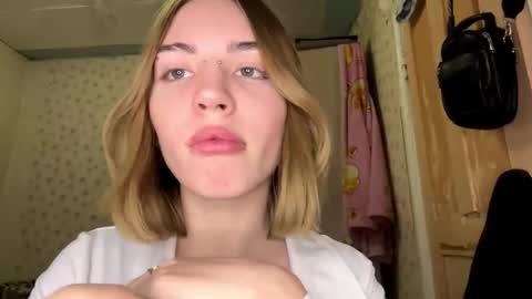 Snapshot of hsiuscherich chatting on November 2025 10:14:02 AM hsiuscherich online show from November 2025 10:14:02 AM