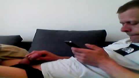 Snapshot of hubikush22 chatting on April 2026 10:24:01 AM hubikush22 online show from April 2026 10:24:01 AM