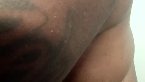 Snapshot of huge_cock321321 chatting on November 2025 12:18:01 PM Huge Cock321321 online show from November 2025 12:18:01 PM