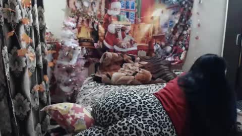 hugeassdevil online show from January 2025 07:07:01 PM