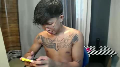 Snapshot of hugecockchristian chatting on October 2025 05:24:01 AM hugecockchristian online show from October 2025 05:24:01 AM