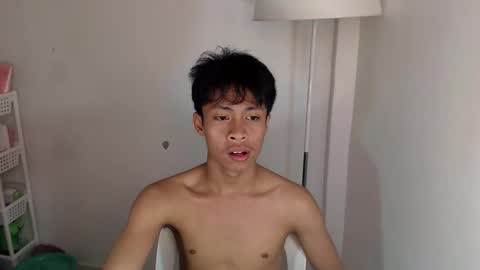 Snapshot of hugecockwayoy chatting on September 2025 04:12:02 AM hugecockwayoy online show from September 2025 04:12:02 AM