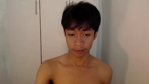 Snapshot of hugecockwayoy chatting on September 2025 03:28:02 PM hugecockwayoy online show from September 2025 03:28:02 PM