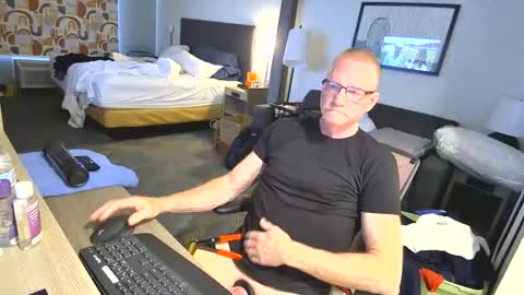 CAROLINA TIM online show from May 2026 08:37:01 PM