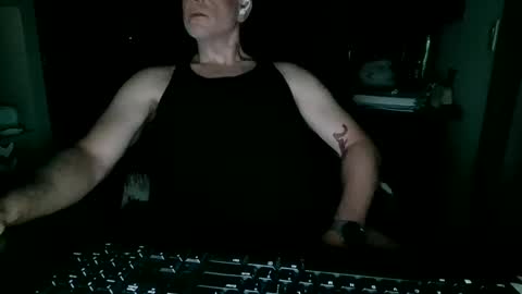 hughethigh online show from September 2025 06:13:01 AM