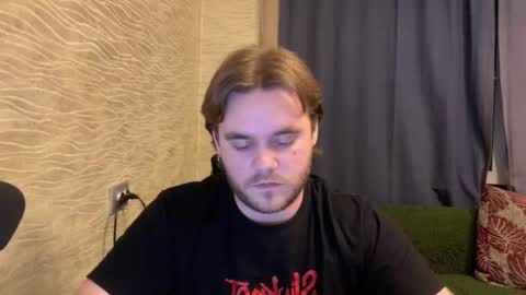 Hugo online show from April 2026 08:44:02 PM